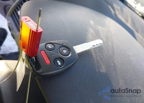 2004 Honda Accord 2.4 Ex z USA, uszkodzony, nr VIN 1HGCM56824A023180